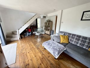 Photo 4- click for photo gallery